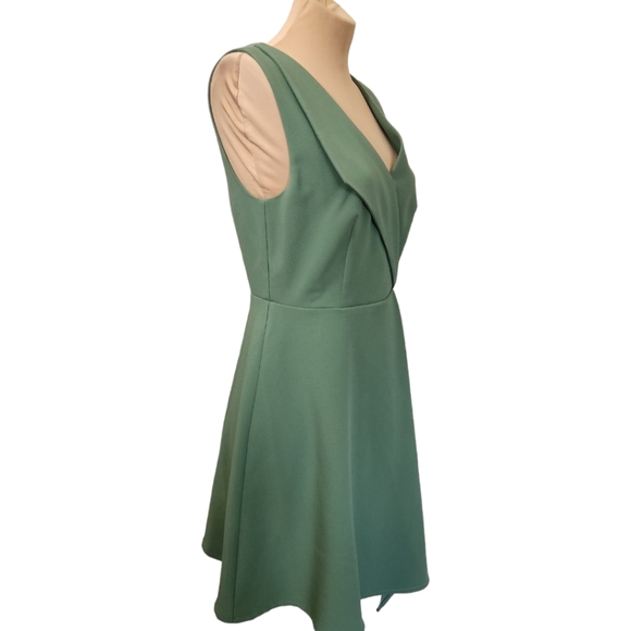 ANN TAYLOR Sage Green Sleeveless Knee-length Cascade Midi Dress - Size 4 - Picture 8 of 13